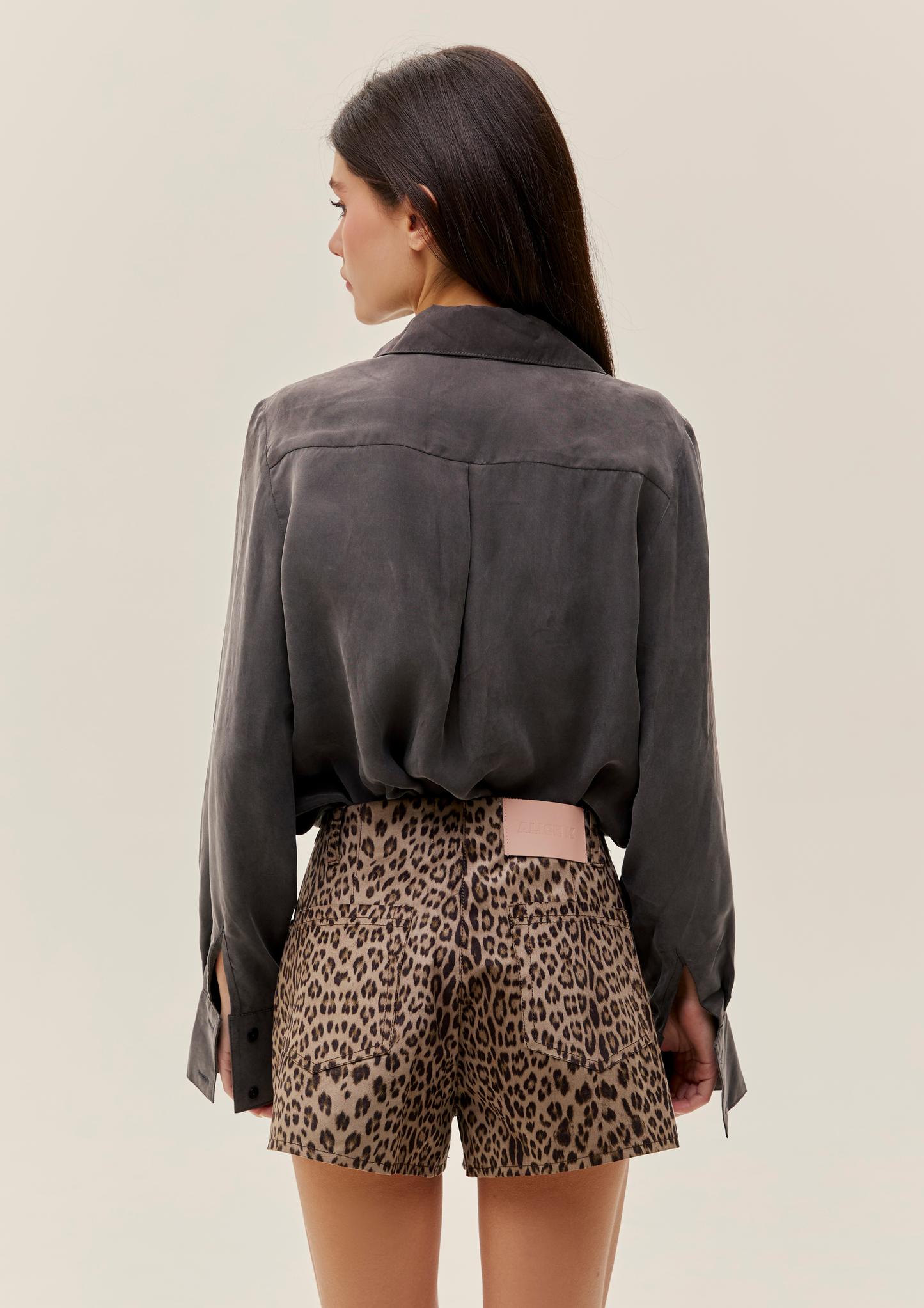 Шовкова сорочка