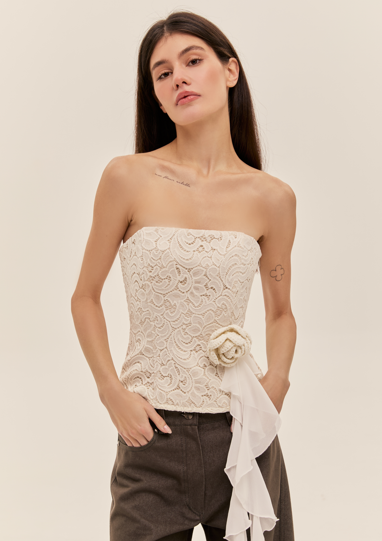 Мереживний корсет з трояндою